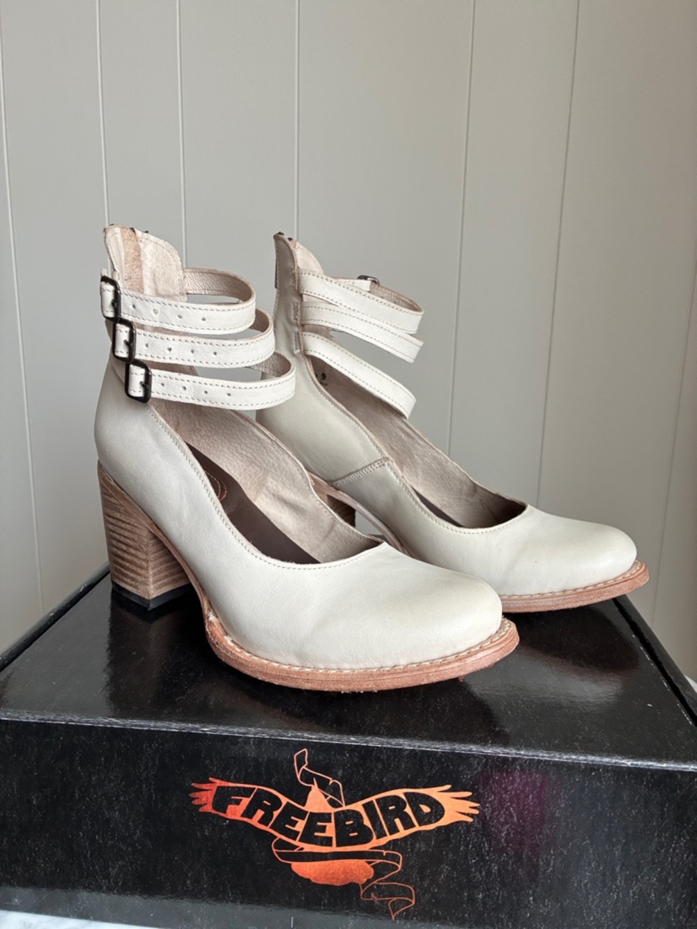 Freebird by Steven Women's Cream Leather Strappy Block Heel Pumps